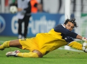 九游娱乐官方-北欧风暴席卷梦剧场，瑞典翻盘曼联，西甲德比前夕的战术启示