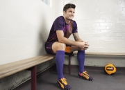 九游体育-杜兰特爆发难救主，马刺铁血终结独行侠连胜