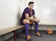 九游体育-杜兰特爆发难救主，马刺铁血终结独行侠连胜