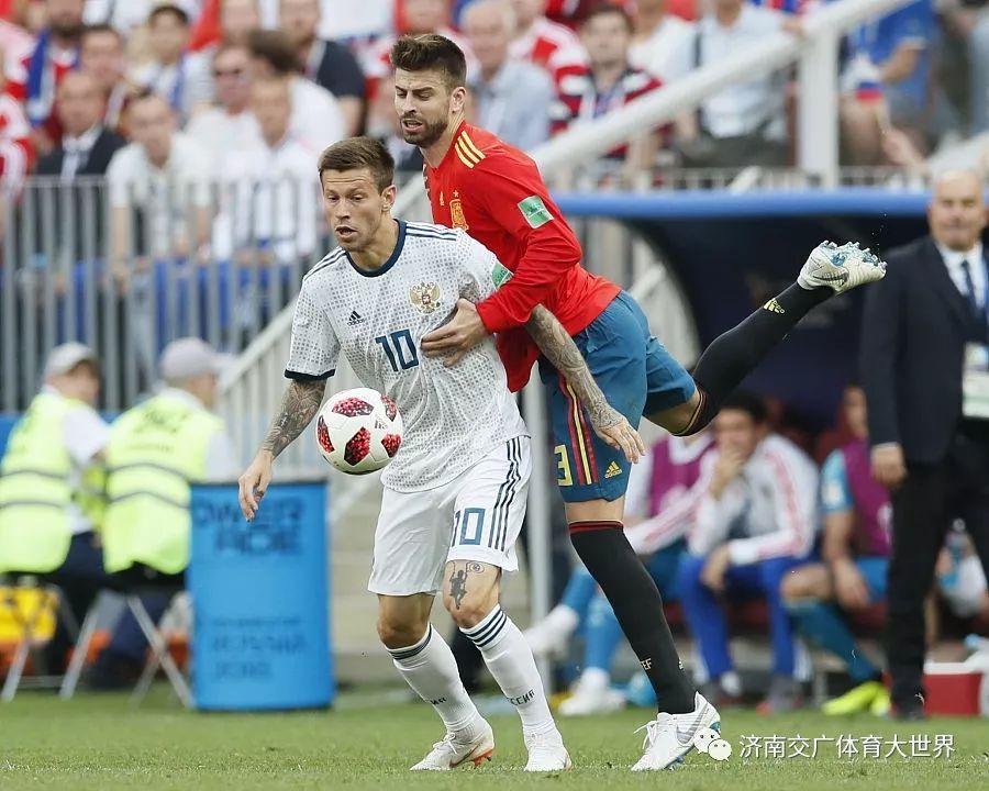 包含俄罗斯备战紧锣密鼓准备和克罗地亚赛前对决的词条