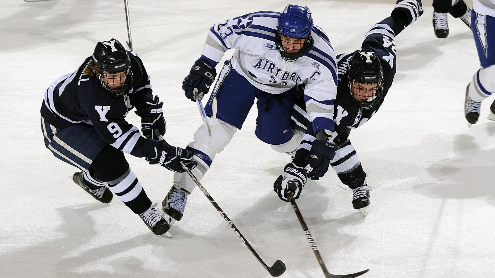 赛道与王座，当F1年度争冠悬念被国王提前终结