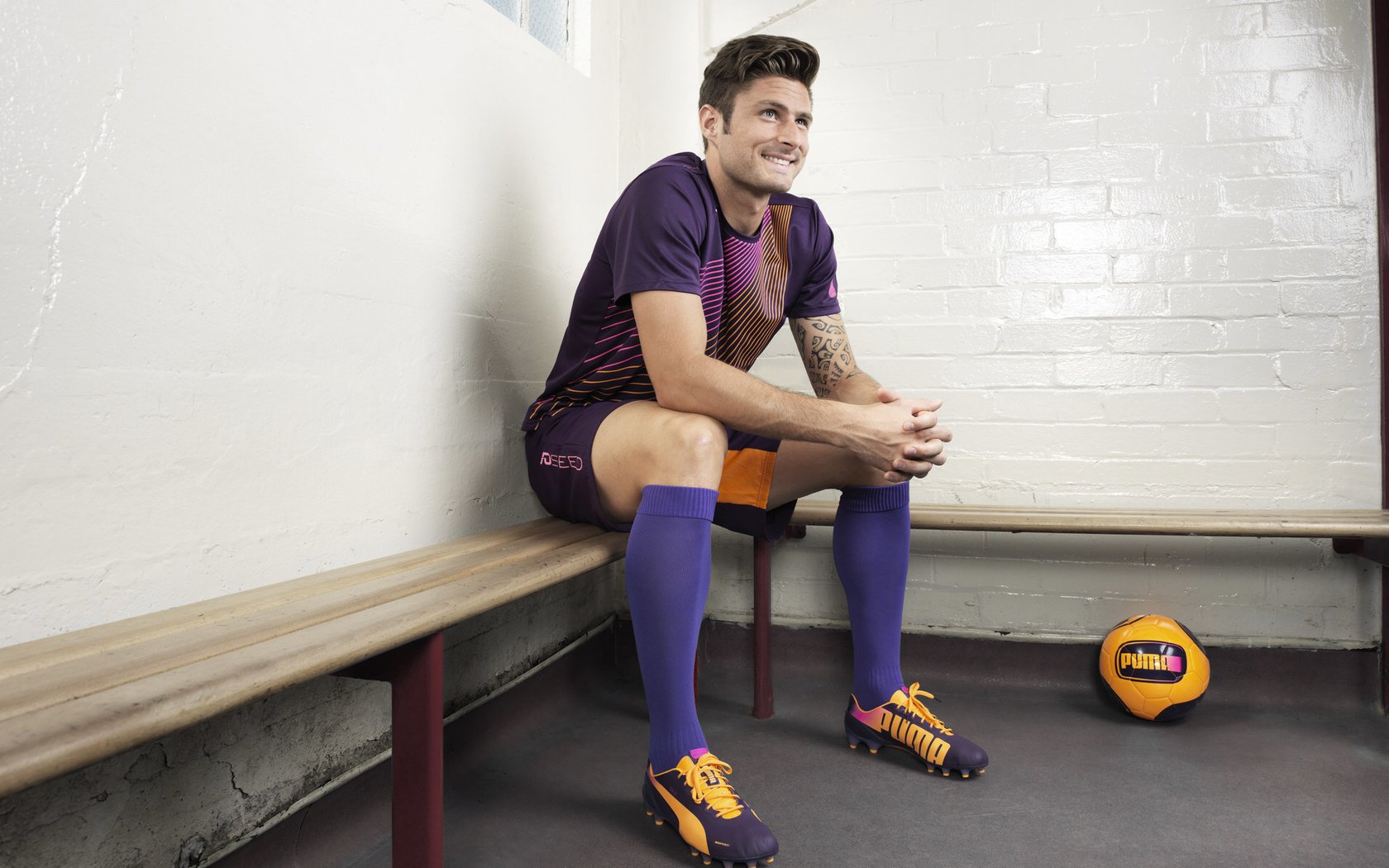 西甲国家德比之夜,拉文让比赛提前失去悬念