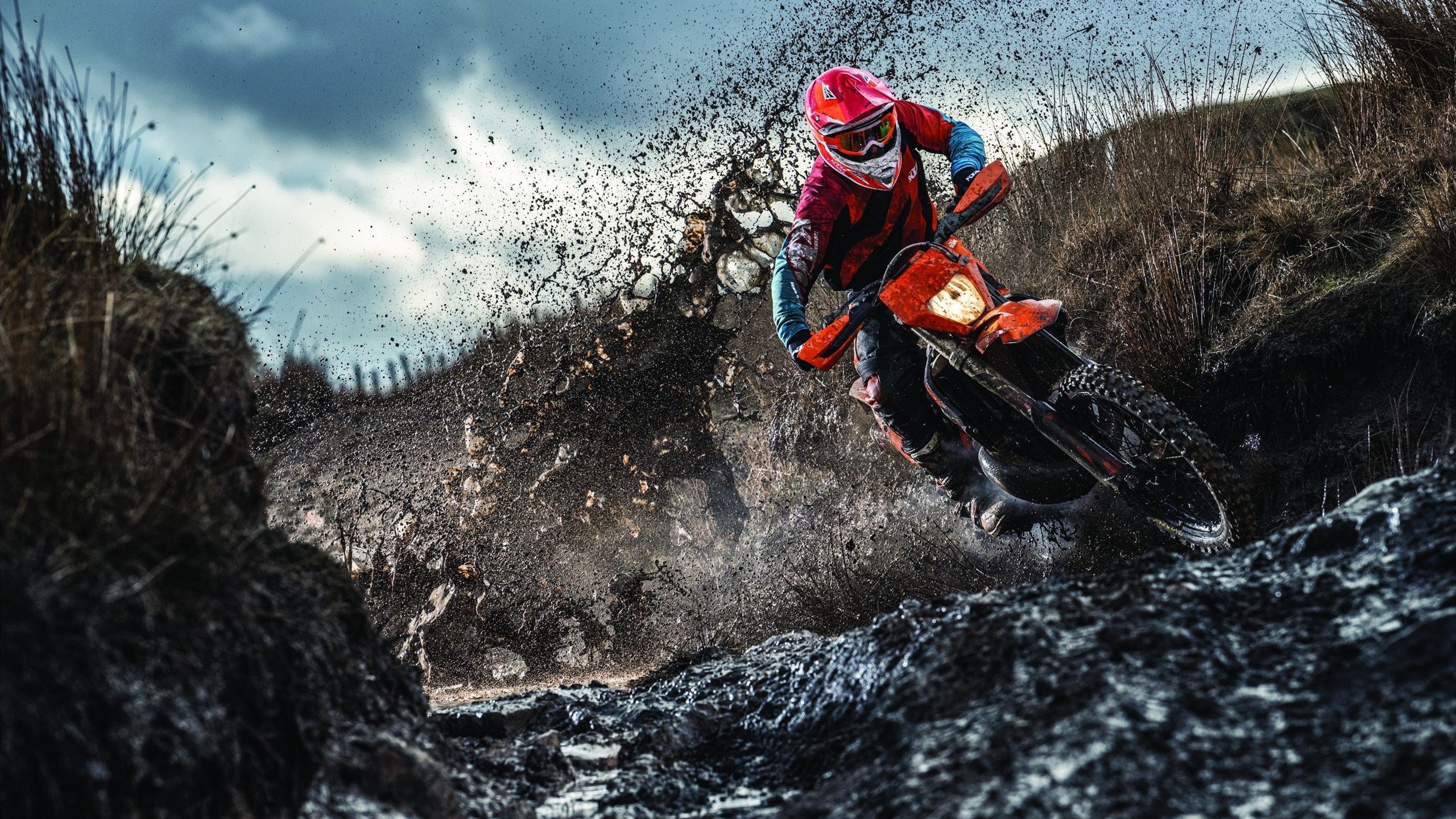 克莱三记穿云箭射落悬念,湖人广厦之战提前进入垃圾时间